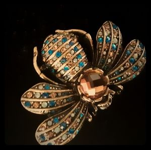 Joan Rivers bee new stunning